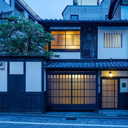 Вилла Gion Koyu An Machiya House Киото Экстерьер фото