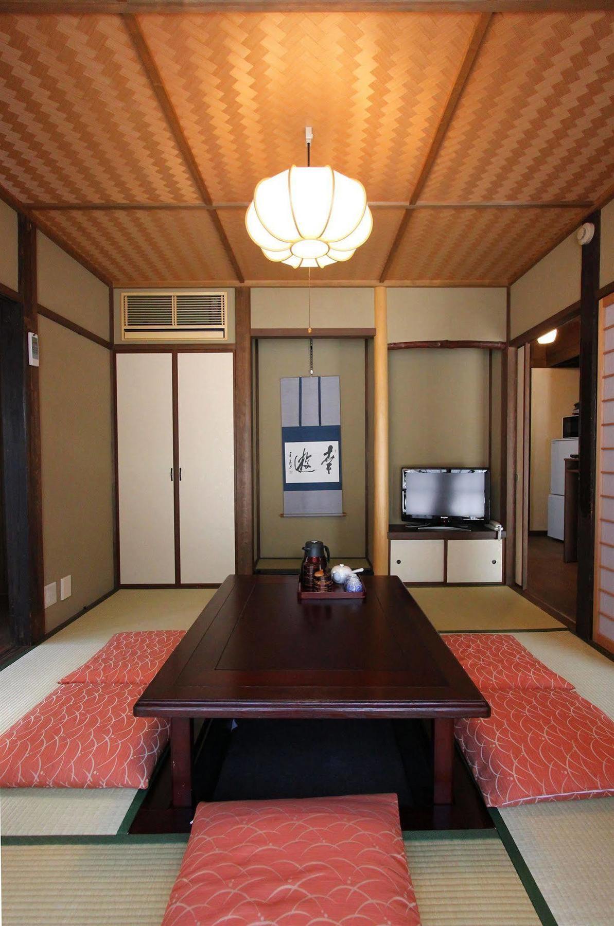 Вилла Gion Koyu An Machiya House Киото Экстерьер фото